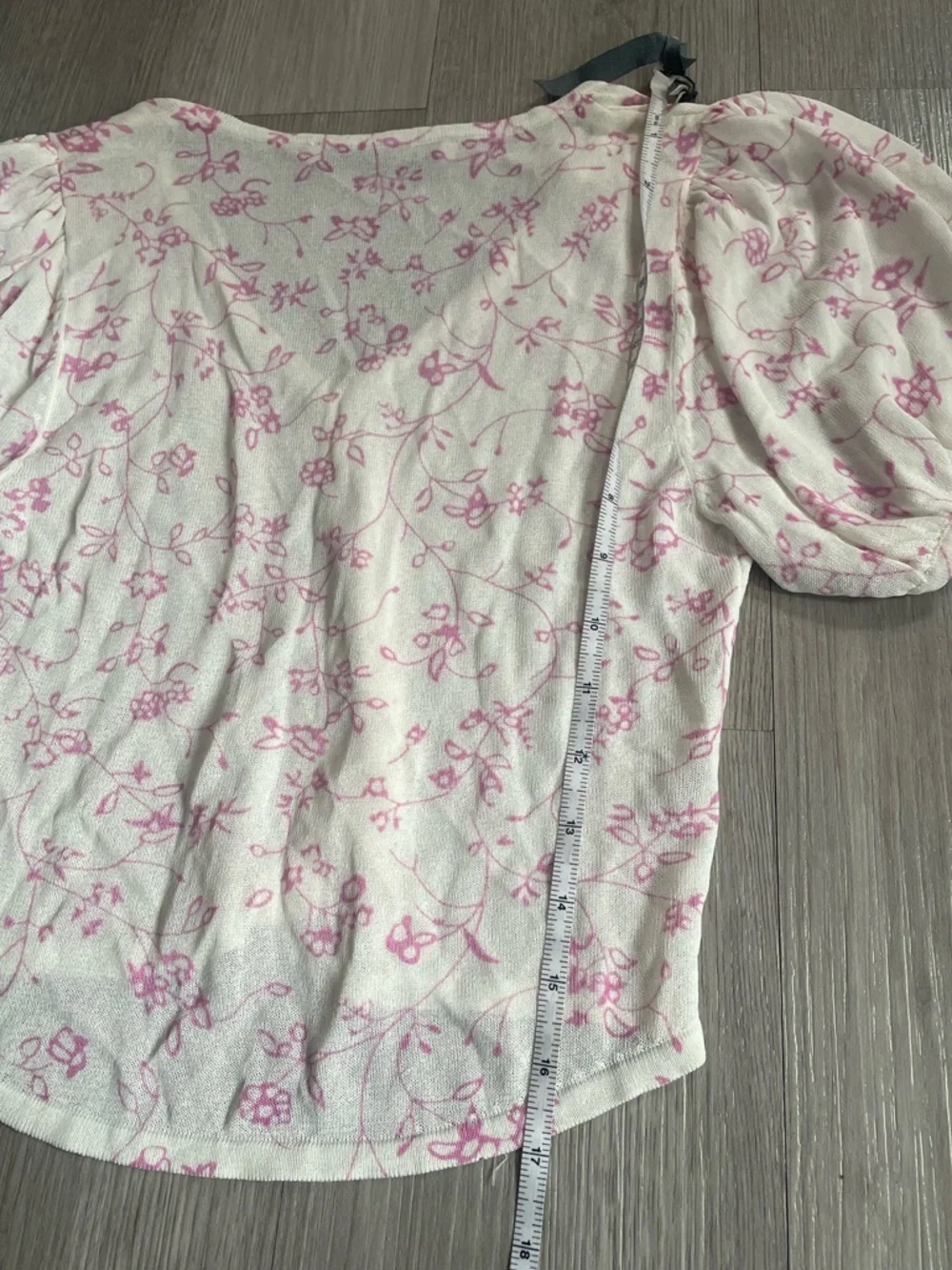 Zara Feminine Floral Puff Sleeve Soft Stretch Crop Top